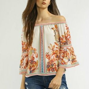 Flying tomato off shoulder top! Sz Small